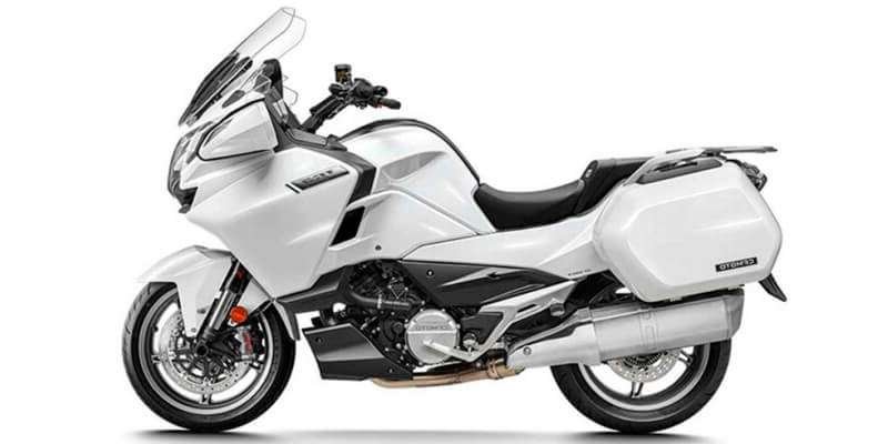 ¿La CFMoto 1250TR-G Es mejor que la Honda Gold Wing Tour? 5 CFMoto 1250TR-G