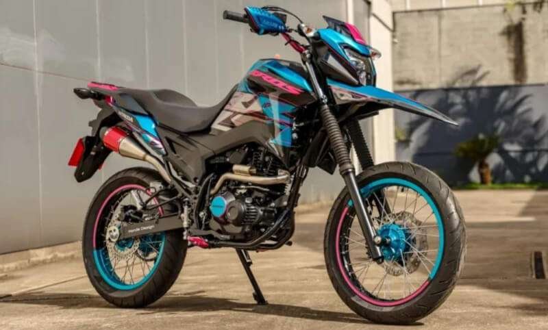 ¿Cuáles son las características de la Honda Bros 160 SM Cyber Punk 2025? 4 honda bros 160 sm cyber punk
