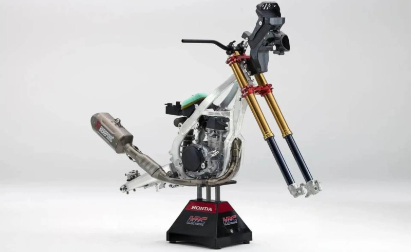Transforma tu Honda CRF 450 en una moto de rally con el nuevo kit RX Rally 4 honda crf rally kit chasis