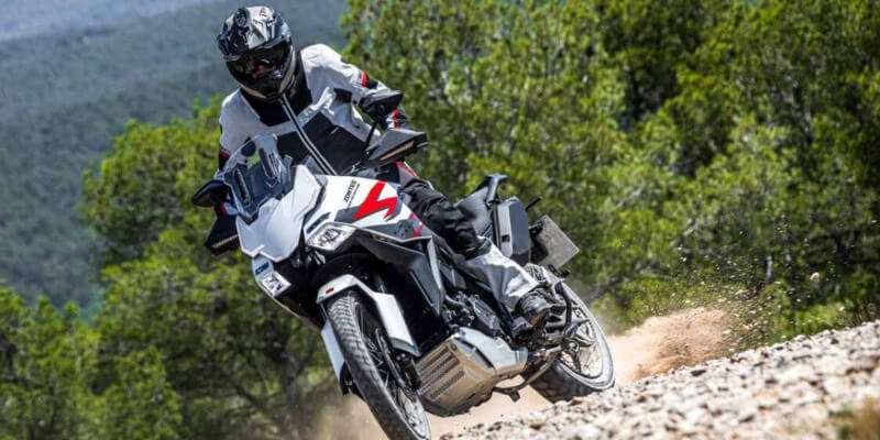 La Zontes 703F: La moto trail china que sorprende 3 moto trail china