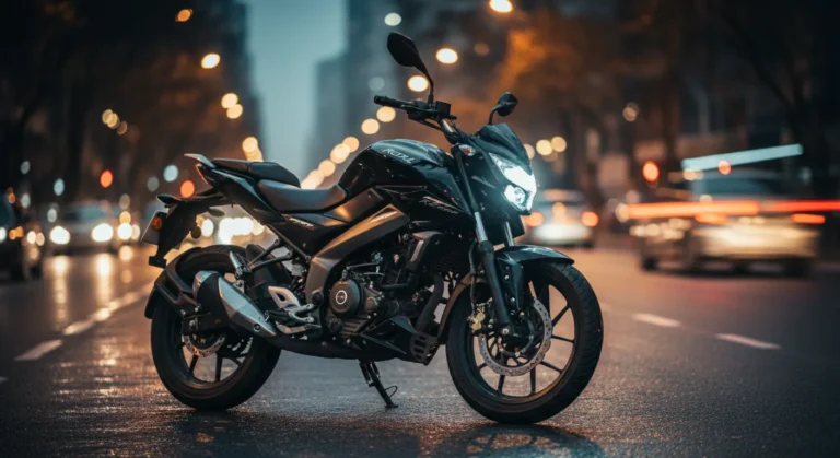 Bajaj rouser ns200 ug2 2026 negra en calle urbana de buenos aires al atardecer